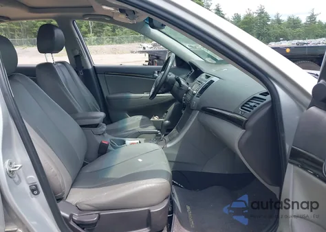 2009 Hyundai Sonata Limited V6 z USA, uszkodzony, nr VIN 5NPEU46F09H552255